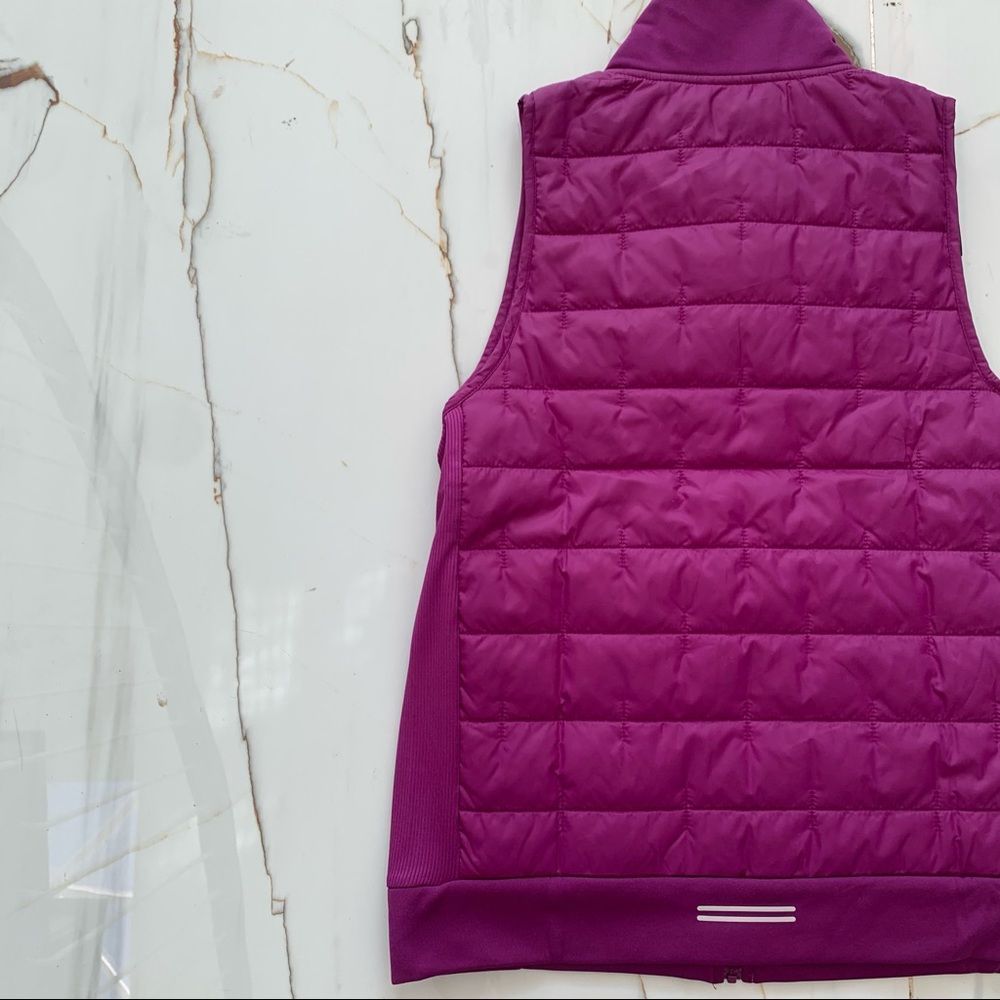 Nike Running Vest Women's XS Therma-Fit Synthetic Fill Purple DD6084-503 NEW - Picture 5 of 10